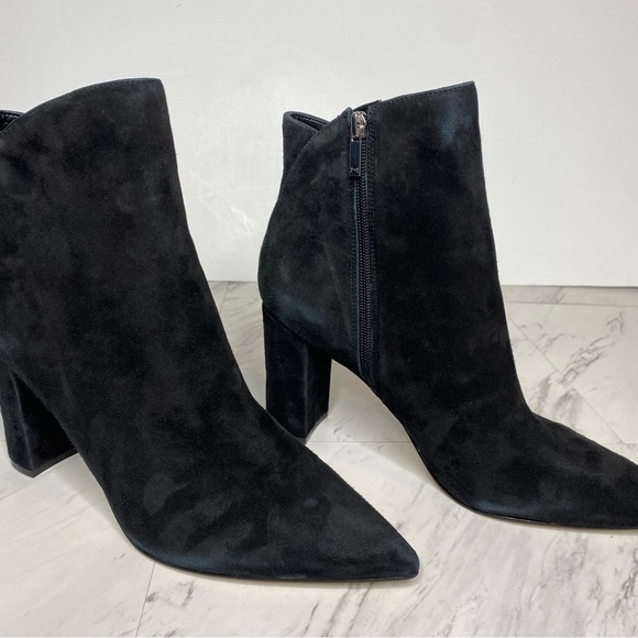 Marc Fisher Urmi Black Suede Pointy Toe Bootie 11M - Picture 9 of 14